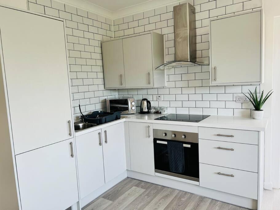 2 Bedroom Holiday Home In The Heart Of West Wales St Clears Ngoại thất bức ảnh