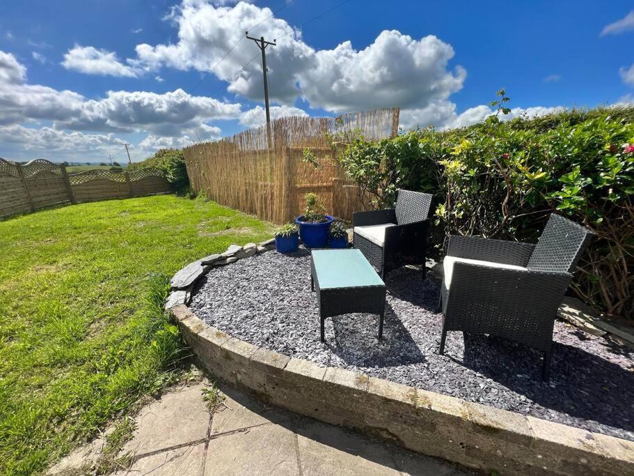 2 Bedroom Holiday Home In The Heart Of West Wales St Clears Ngoại thất bức ảnh